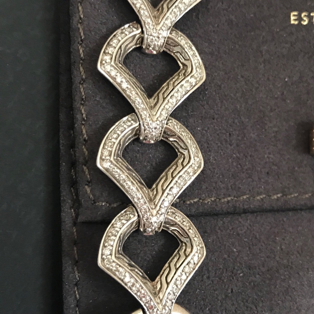JOHN HARDY Legend Naga Diamond Link Bracelet - Picture 4 of 8